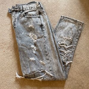 American Eagle Mom Jeans